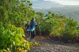 BIB: 098582, 
                            <button type="button" onclick="openModal(21877952)" class="btn btn-primary btn-sm float-right btn-popup" data-toggle="modal" data-target=".modal-high-quality">
                        <i class="fas fa-shopping-cart"></i> Add to Cart
                    </button>
                                            <button type="button" onclick="isThisMe(21877952, true)" class="btn btn-success btn-sm float-right btn-popup btn-isme hidden" data-toggle="tooltip" data-placement="bottom" title="นี่คือรูปของคุณใช่ไหม คลิกที่นี่เพื่อเอาเข้าอัลบั้ม">
                        <i class="fas fa-plus"></i> Add to album
                    </button>
                    <button type="button" onclick="isThisMe(21877952, false)" class="btn btn-warning btn-sm float-right btn-popup btn-isnotme hidden">
                        <i class="fas fa-ban"></i> Remove from album
                    </button>